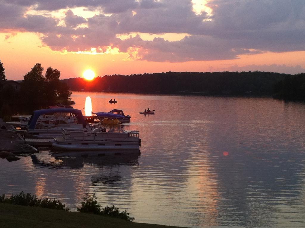 Lake Lauzon Resort Blind River Δωμάτιο φωτογραφία